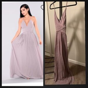 🌹Fashion Nova Lure Maxi Dress🌹